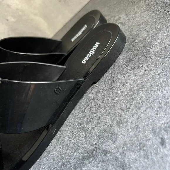MELISSA Essential Chic Black Water Resistant Flip Flop Size 8 - Picture 9 of 16